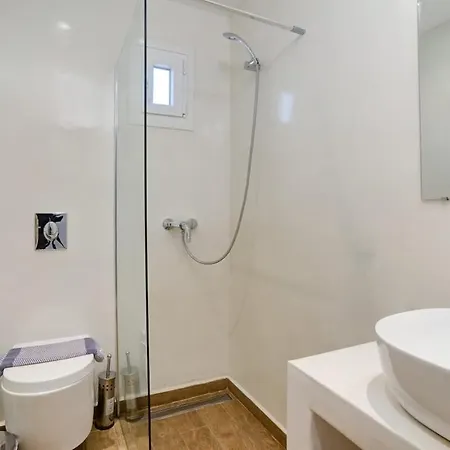 Gorgeous Mykonian In Ano Mera